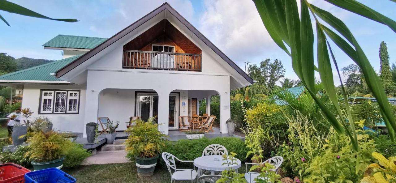 Chez Marva Grande Villa Corossol 3 A 12 Personnes La Digue Exterior photo